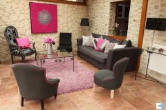 Virginie Wattellier - Fauteuils et Créations - Salon intégral gris et noir avec des pointes de fushia fauteyuil crapaud, chauffeuse droite, chaise de nourrice, voltaire et canapé