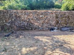 Osmia Rénovation - Restauration d'un mur de soutènement en pierre sèche - Auriol (13)