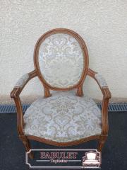 Tapissier Fabulet - Fauteuil-medaillon-Louis-XVI-restaure-a-Montpellier